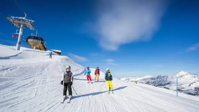 SAISIES_W18©Thuria-SkiFamily-045